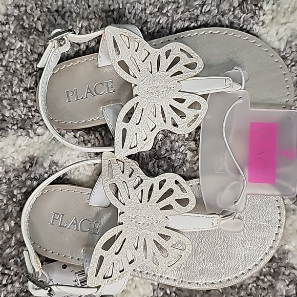 NWT The Children's Place Toddler Girl Sandals Size 7 - Picture 4 of 5